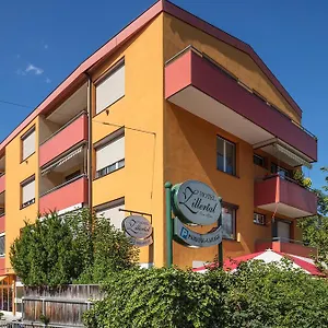 Hotel Zillertal, Innsbruck